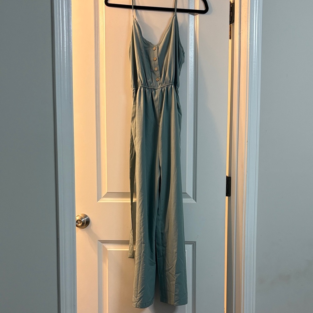 Cupshe Green Jumpsuit with Button Detail